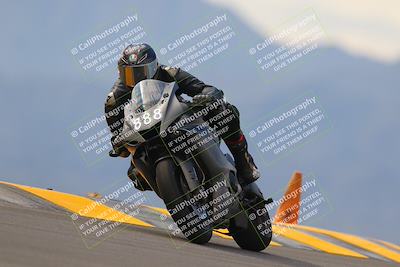 media/Sep-11-2022-SoCal Trackdays (Sun) [[81b7e951af]]/Turn 9 (930am)/